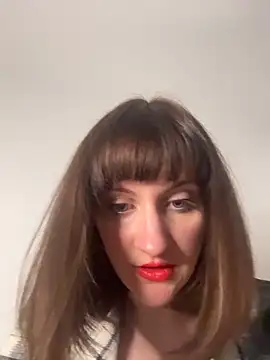 Snapshot of victoirenextdoor chatting on December 5, 2025, 8:39 pm victoirenextdoor online show from December 5, 2025, 8:39 pm