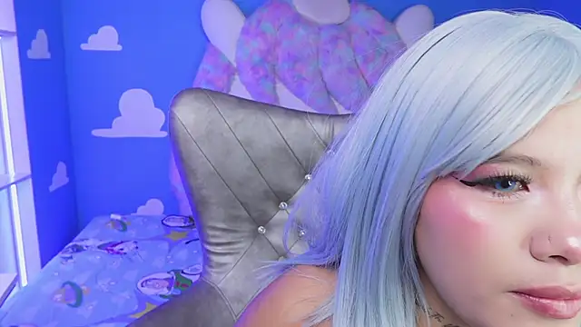 miss keisi online show from November 28, 2025, 6:19 pm