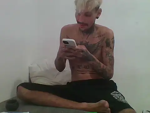 PitbullDiablo1 online show from October 18, 2025, 5:53 am