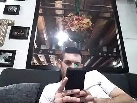 Rickeyslatter online show from November 14, 2025, 7:17 pm