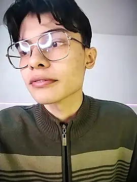 Dmitri Aksnes online show from November 28, 2025, 9:37 pm