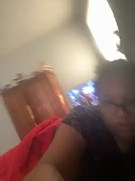 Snapshot of ebonyred chatting on November 30, 2025, 3:02 pm ebonyred online show from November 30, 2025, 3:02 pm