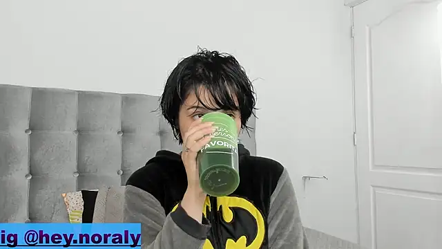 hey noraly online show from February 23, 2025, 4:28 am