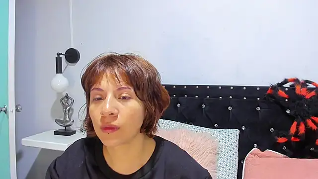 hey noraly online show from October 15, 2025, 4:22 am