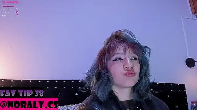 hey noraly online show from April 12, 2026, 4:05 am