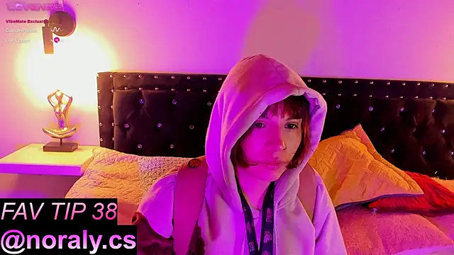 hey noraly online show from October 4, 2025, 4:03 am