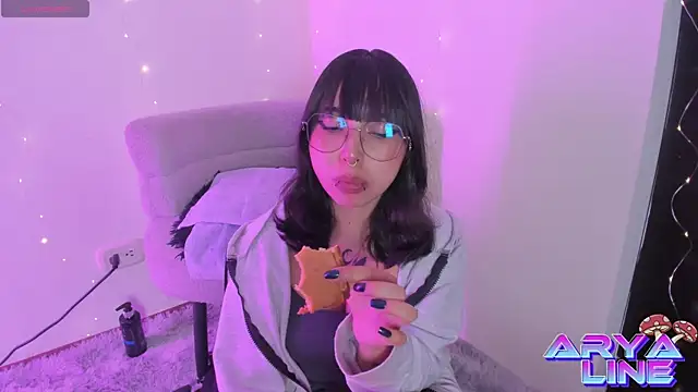 arysUwU online show from May 28, 2026, 1:46 am