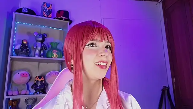 EmilyMiller  online show from September 12, 2025, 5:24 pm