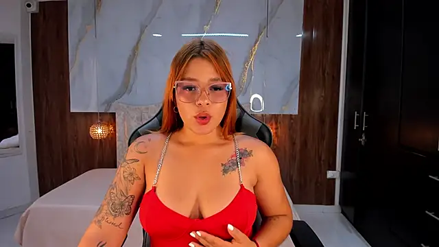 Snapshot of mia_18v chatting on March 1, 2025, 8:42 pm mia 18v online show from March 1, 2025, 8:42 pm