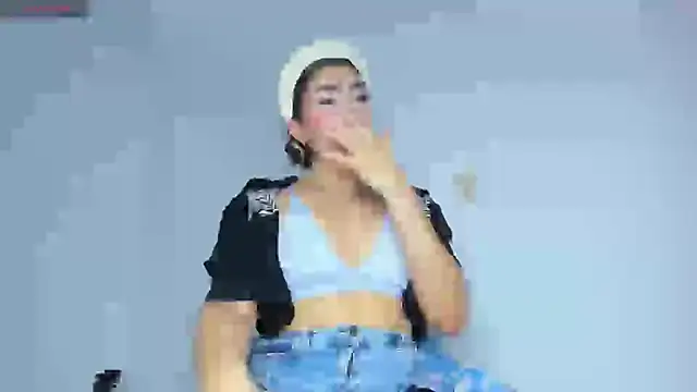 Snapshot of cheryl_blossom69 chatting on January 28, 2025, 12:05 am cheryl blossom69 online show from January 28, 2025, 12:05 am