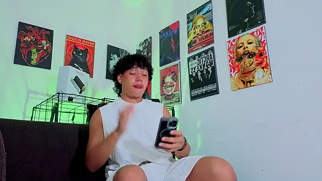 GaelOconner online show from October 28, 2025, 11:25 pm