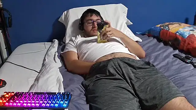 Snapshot of bwcalexander chatting on October 25, 2025, 4:55 am bwcalexander online show from October 25, 2025, 4:55 am