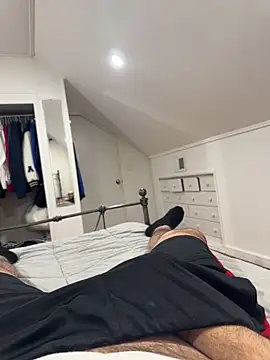 Snapshot of bwcalexander chatting on February 4, 2026, 11:44 pm bwcalexander online show from February 4, 2026, 11:44 pm