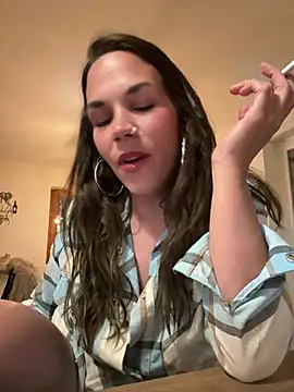 Lady Knaller online show from April 10, 2026, 7:32 pm