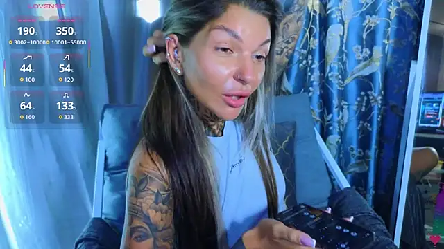 tattooedBabyy online show from October 25, 2025, 10:36 am