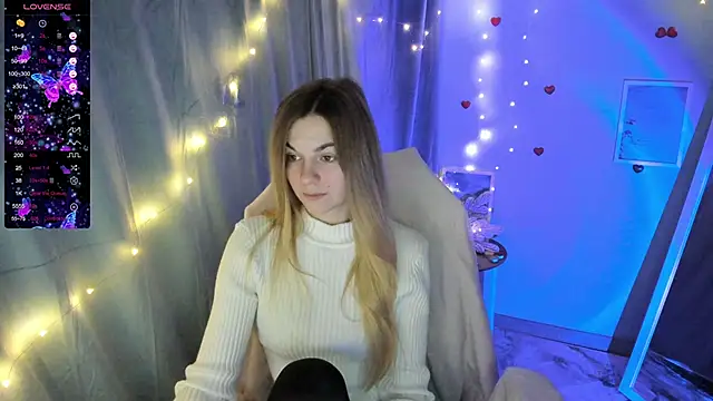 Snapshot of Sweet_me_ chatting on January 22, 2025, 6:42 am Sweet me online show from January 22, 2025, 6:42 am