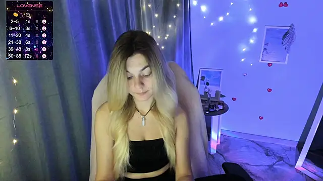 Snapshot of Sweet_me_ chatting on September 19, 2025, 6:06 am Sweet me online show from September 19, 2025, 6:06 am