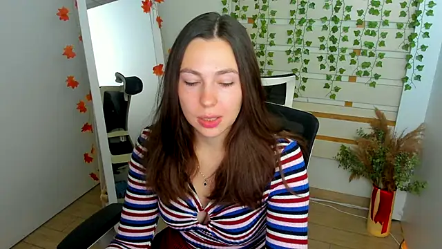 Lexy flower online show from October 4, 2025, 12:28 pm