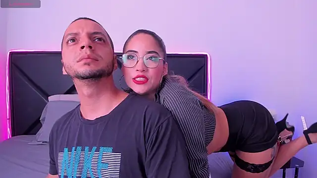 ScarlettAndClark online show from October 10, 2025, 3:57 pm