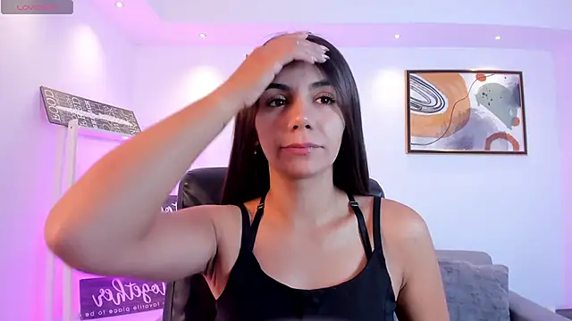 martina mancini online show from May 15, 2026, 2:26 pm