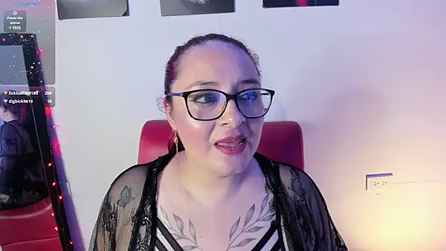 Snapshot of katherina_diaz chatting on February 21, 2025, 4:40 am katherina diaz online show from February 21, 2025, 4:40 am