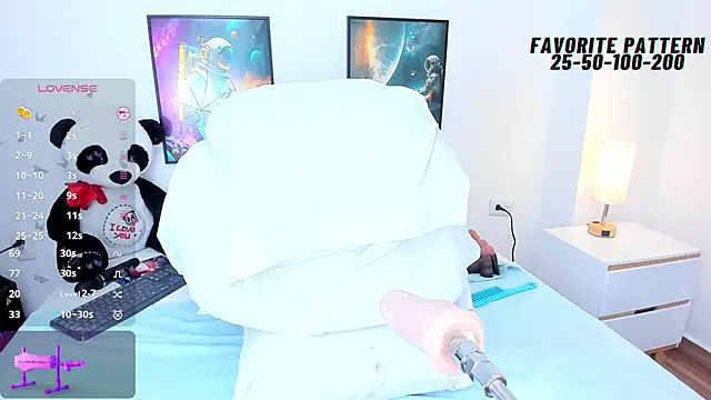 Snapshot of Alana-3 chatting on September 20, 2025, 1:49 pm Alana-3 online show from September 20, 2025, 1:49 pm