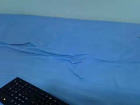 Snapshot of drowllie chatting on February 6, 2026, 3:46 am drowllie online show from February 6, 2026, 3:46 am