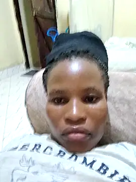 Snapshot of petite_babe chatting on March 6, 2026, 6:25 pm petite babe online show from March 6, 2026, 6:25 pm