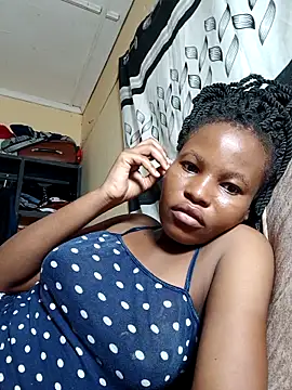 Snapshot of petite_babe chatting on March 31, 2026, 3:52 am petite babe online show from March 31, 2026, 3:52 am