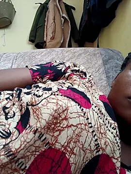 Snapshot of petite_babe chatting on March 24, 2026, 12:16 pm petite babe online show from March 24, 2026, 12:16 pm
