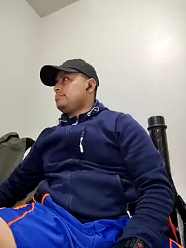 Potro23hotzen online show from December 26, 2024, 6:22 pm