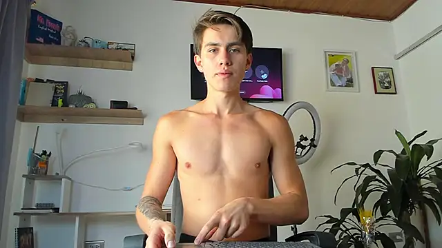 Snapshot of manucute_23_ chatting on January 7, 2026, 2:55 pm manucute 23 online show from January 7, 2026, 2:55 pm