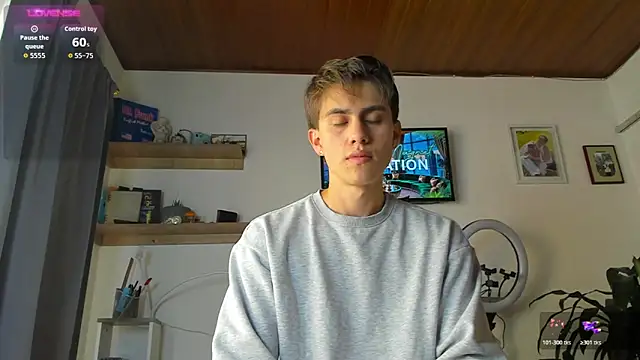 Snapshot of manucute_23_ chatting on December 19, 2025, 2:19 pm manucute 23 online show from December 19, 2025, 2:19 pm