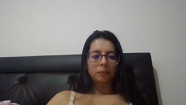 IsabellaJames online show from February 26, 2025, 1:36 am