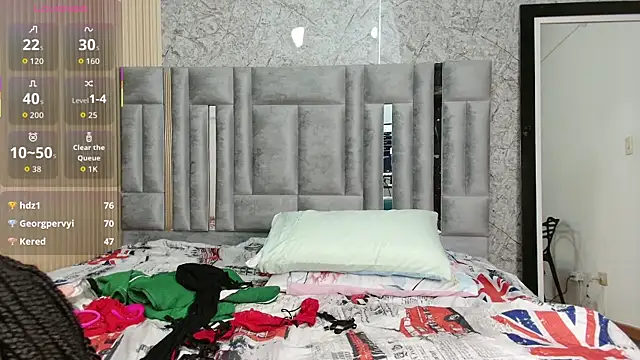 Snapshot of MiissBNasty chatting on October 24, 2025, 2:43 am MiissBNasty online show from October 24, 2025, 2:43 am