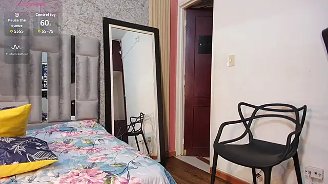 Snapshot of MiissBNasty chatting on November 23, 2025, 12:26 pm MiissBNasty online show from November 23, 2025, 12:26 pm