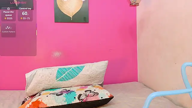 Snapshot of MiissBNasty chatting on November 17, 2025, 7:29 pm MiissBNasty online show from November 17, 2025, 7:29 pm