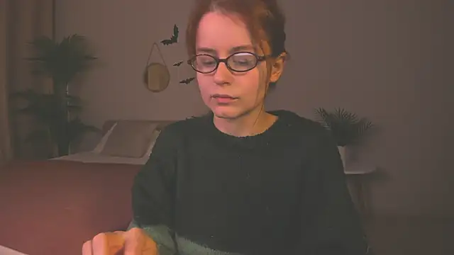 reb luvng online show from November 21, 2025, 2:05 pm