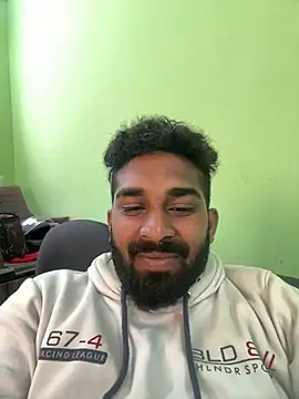 Snapshot of Handsomehunk_4U chatting on December 13, 2024, 7:25 am Handsomehunk 4U online show from December 13, 2024, 7:25 am