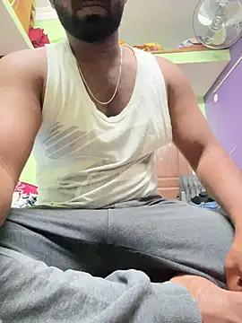 Snapshot of Handsomehunk_4U chatting on March 2, 2025, 11:41 am Handsomehunk 4U online show from March 2, 2025, 11:41 am