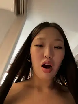 Aiko Yumi online show from December 22, 2024, 10:06 am