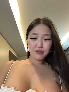 Aiko Yumi online show from December 31, 2024, 11:42 am