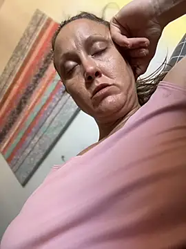 SexyB214 online show from September 24, 2025, 8:04 pm