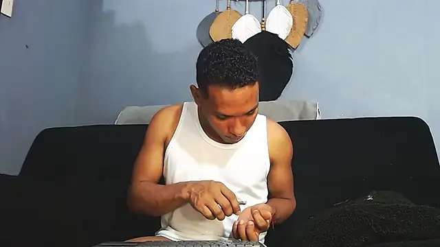 Snapshot of Grandeygruesa1 chatting on February 8, 2026, 7:39 am Grandeygruesa1 online show from February 8, 2026, 7:39 am