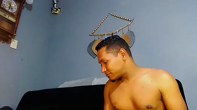 Grandeygruesa1 online show from March 3, 2025, 9:48 pm