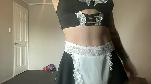 NatalieKneals online show from February 7, 2025, 5:29 pm