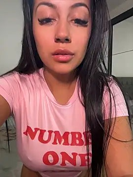 Miss Racheal BR online show from June 15, 2026, 12:27 pm
