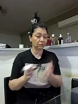 Snapshot of Milf_Abigail chatting on September 25, 2025, 12:38 am Milf Abigail online show from September 25, 2025, 12:38 am