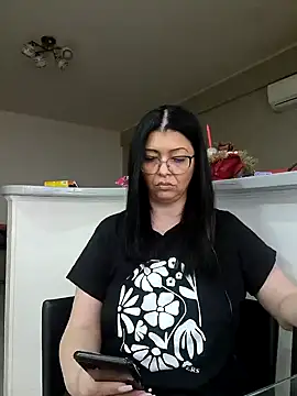 Snapshot of Milf_Abigail chatting on March 1, 2025, 6:57 am Milf Abigail online show from March 1, 2025, 6:57 am