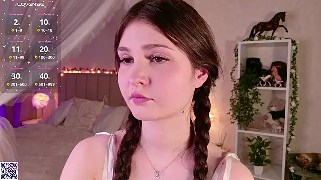 Snapshot of LeraKit chatting on December 19, 2025, 3:47 pm LeraKit online show from December 19, 2025, 3:47 pm